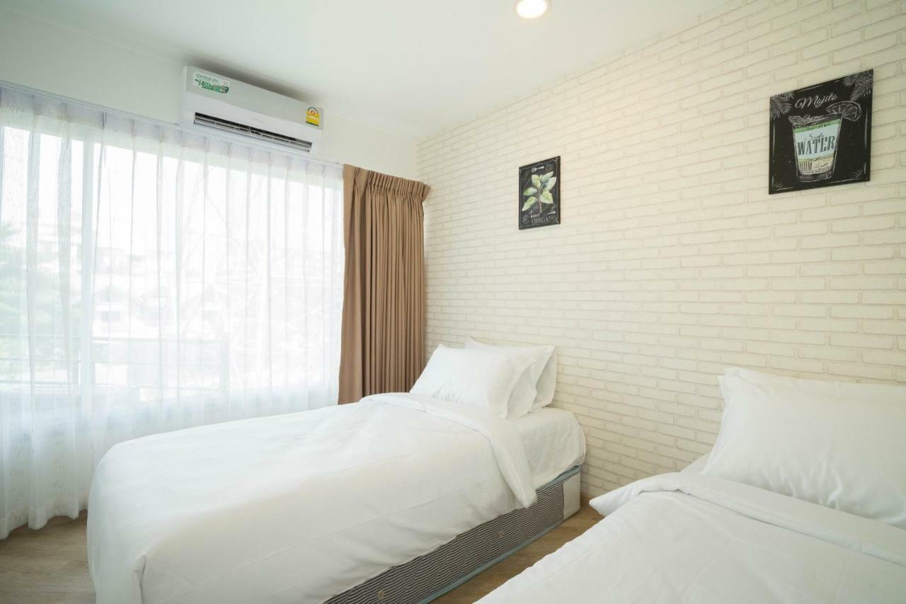 The Lux Ladprao 10 Aparthotel Bangkok Bagian luar foto